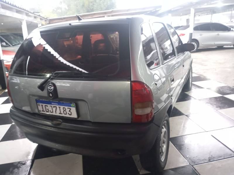 CHEVROLET - CORSA - 1997/1997 - Prata - R$ 15.900,00