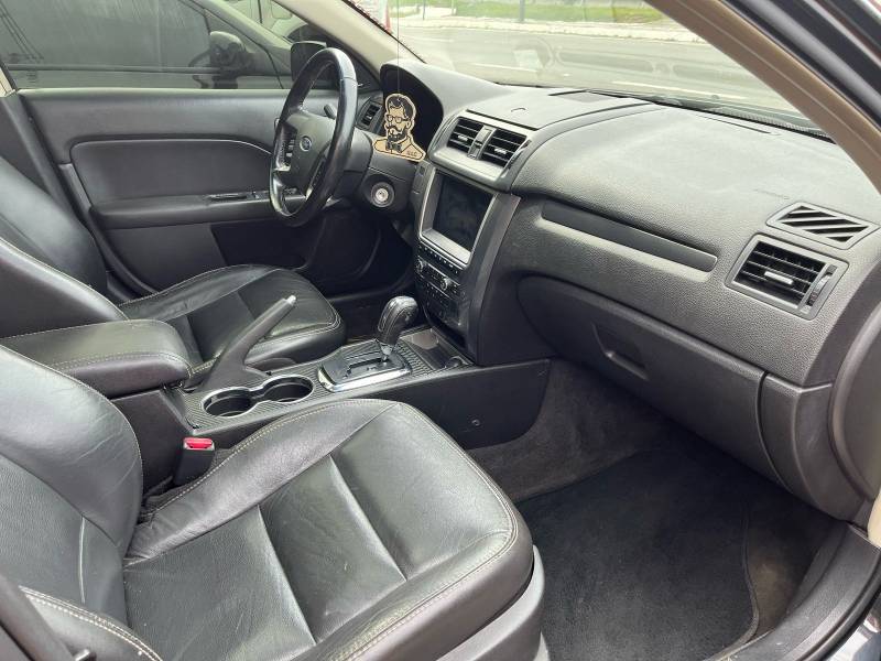 FORD - FUSION - 2009/2010 - Preta - R$ 43.900,00