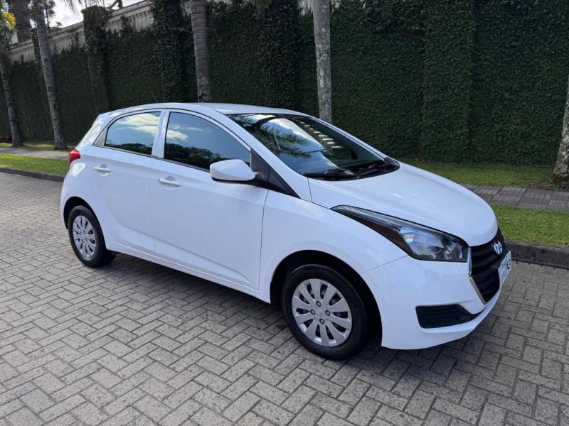 HYUNDAI - HB20 - 2018/2018 - Branca - R$ 51.900,00