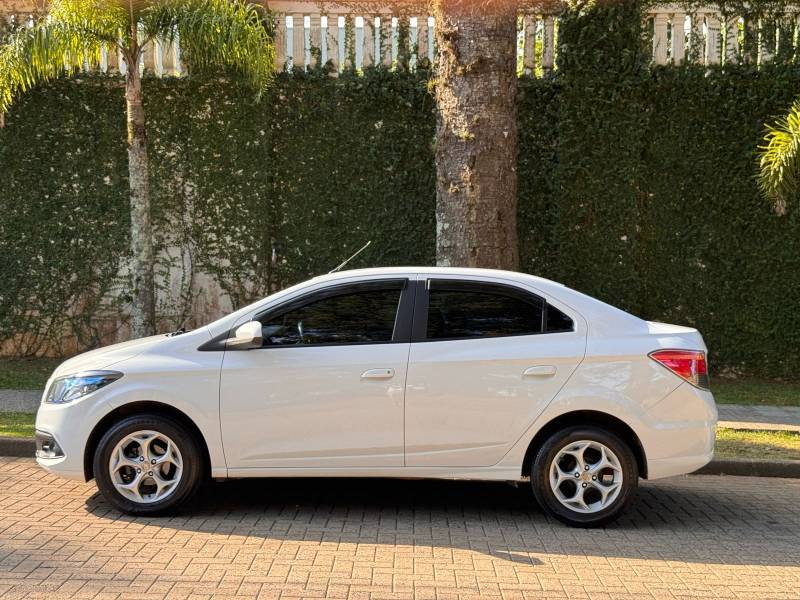 CHEVROLET - PRISMA - 2016/2016 - Branca - R$ 55.900,00