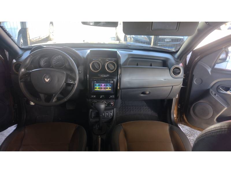 RENAULT - DUSTER - 2015/2016 - Marrom - R$ 61.900,00