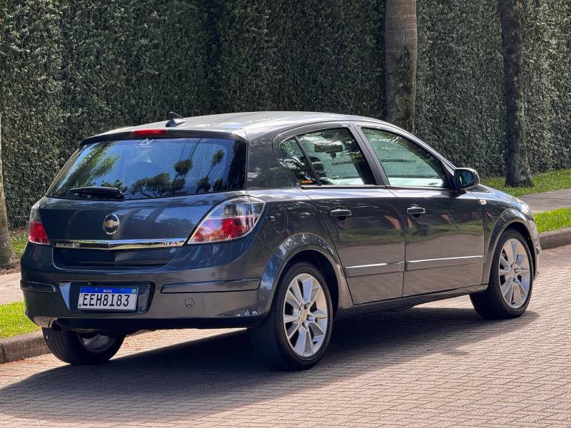CHEVROLET - VECTRA - 2008/2009 - Cinza - R$ 41.900,00