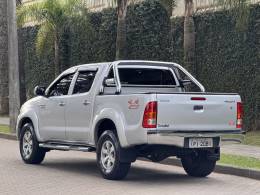 TOYOTA - HILUX - 2008/2009 - Prata - R$ 85.900,00