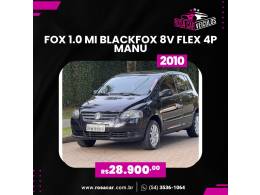VOLKSWAGEN - FOX - 2009/2010 - Preta - R$ 29.900,00