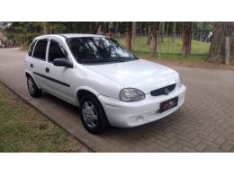 CHEVROLET - CORSA - 2000/2001 - Branca - R$ 16.900,00
