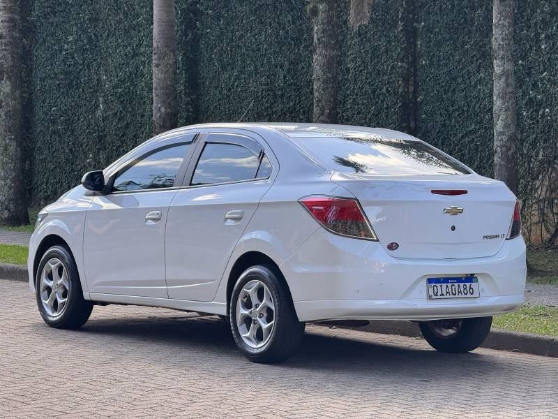CHEVROLET - PRISMA - 2016/2016 - Branca - R$ 55.900,00
