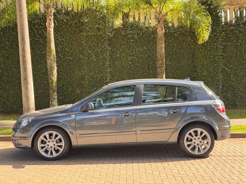 CHEVROLET - VECTRA - 2008/2009 - Cinza - R$ 41.900,00