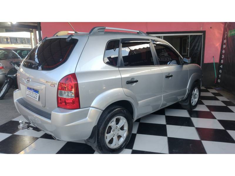 HYUNDAI - TUCSON - 2010/2010 - Prata - R$ 39.900,00