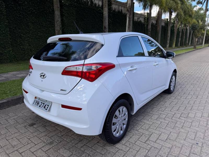 HYUNDAI - HB20 - 2018/2018 - Branca - R$ 51.900,00