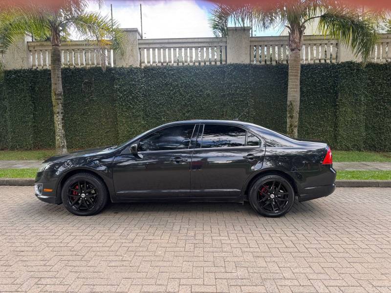 FORD - FUSION - 2009/2010 - Preta - R$ 43.900,00